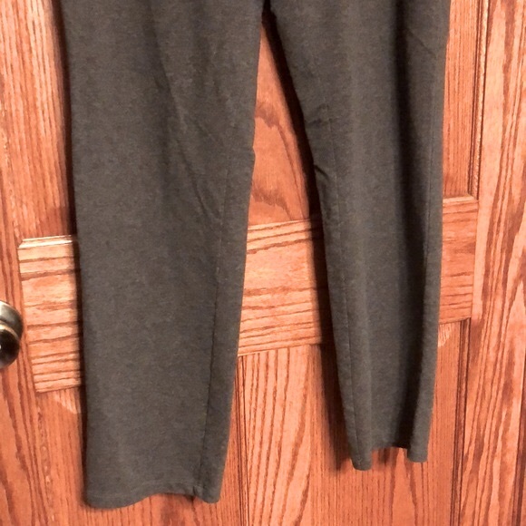 NEW LISTING! St. Johns Bay Active Pants - Picture 3 of 10